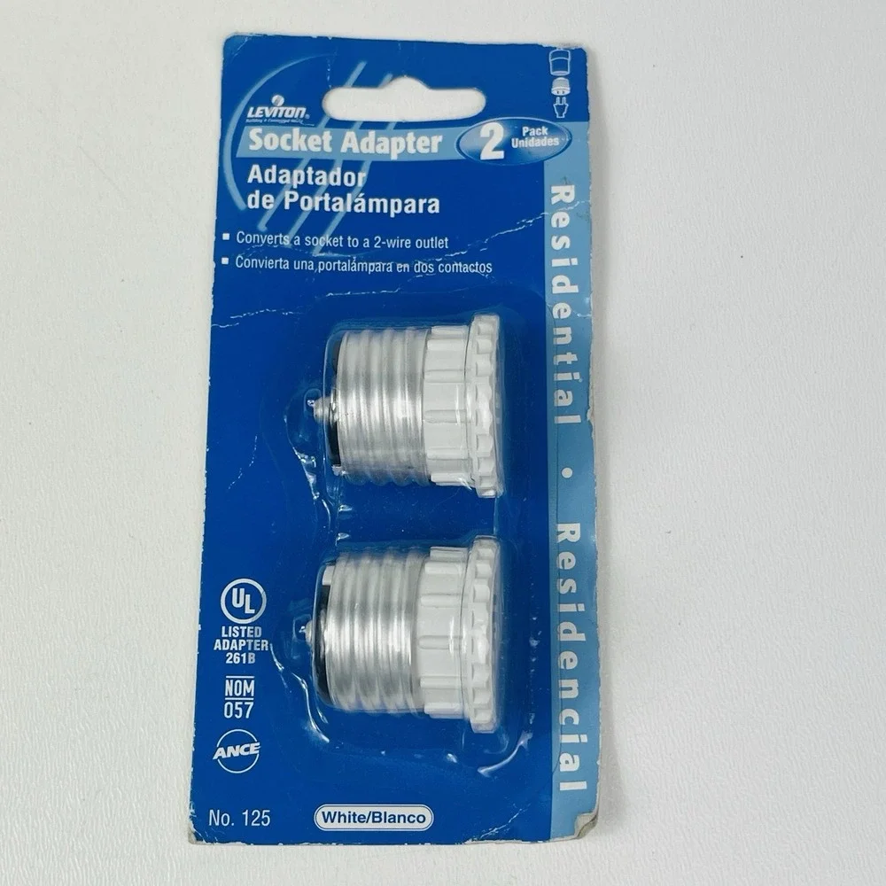 2 Leviton C22-0125-000 15A 125V 660W White Aluminum Medium Base Socket Adapters
